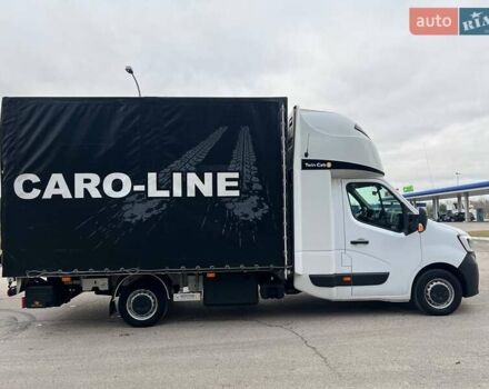 Белый Рено Мастер, объемом двигателя 2.3 л и пробегом 281 тыс. км за 22850 $, фото 3 на Automoto.ua