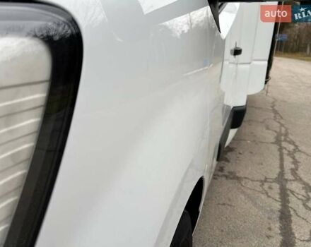 Белый Рено Мастер, объемом двигателя 2.3 л и пробегом 281 тыс. км за 22850 $, фото 56 на Automoto.ua