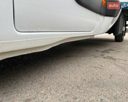 Белый Рено Мастер, объемом двигателя 2.3 л и пробегом 281 тыс. км за 22850 $, фото 50 на Automoto.ua