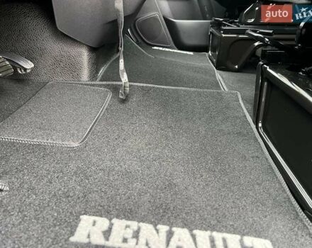 Белый Рено Мастер, объемом двигателя 2.3 л и пробегом 281 тыс. км за 22850 $, фото 62 на Automoto.ua