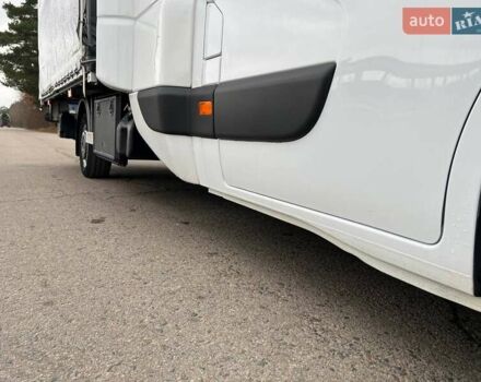 Белый Рено Мастер, объемом двигателя 2.3 л и пробегом 281 тыс. км за 22850 $, фото 55 на Automoto.ua