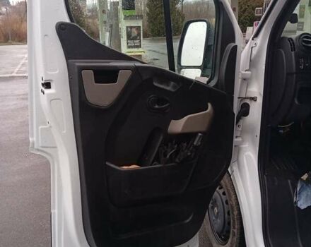 Белый Рено Мастер, объемом двигателя 2.3 л и пробегом 605 тыс. км за 14200 $, фото 13 на Automoto.ua