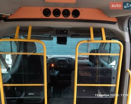 Белый Рено Мастер, объемом двигателя 2.3 л и пробегом 221 тыс. км за 18000 $, фото 13 на Automoto.ua