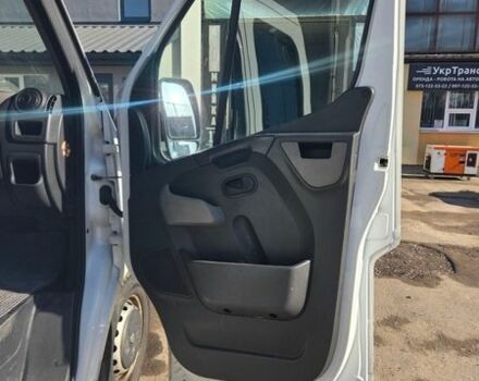 Белый Рено Мастер, объемом двигателя 2.3 л и пробегом 190 тыс. км за 18700 $, фото 14 на Automoto.ua