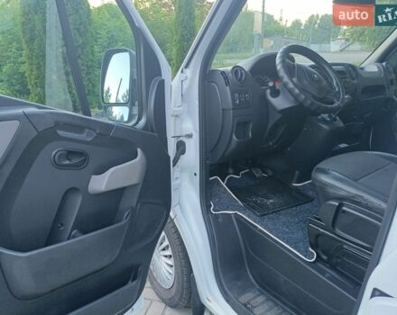 Білий Рено Мастєр, об'ємом двигуна 2.3 л та пробігом 322 тис. км за 15750 $, фото 27 на Automoto.ua