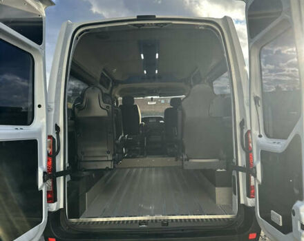 Белый Рено Мастер, объемом двигателя 2.3 л и пробегом 325 тыс. км за 18300 $, фото 19 на Automoto.ua