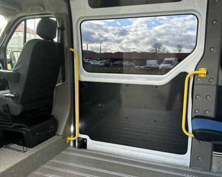 Белый Рено Мастер, объемом двигателя 2.3 л и пробегом 325 тыс. км за 18300 $, фото 13 на Automoto.ua