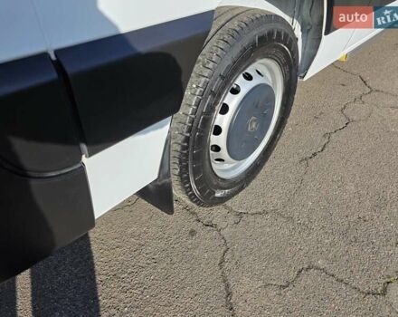 Белый Рено Мастер, объемом двигателя 2.3 л и пробегом 177 тыс. км за 19900 $, фото 43 на Automoto.ua