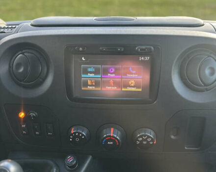 Белый Рено Мастер, объемом двигателя 2.3 л и пробегом 325 тыс. км за 18300 $, фото 9 на Automoto.ua