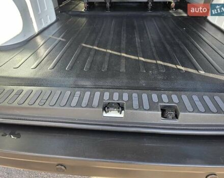 Белый Рено Мастер, объемом двигателя 2.3 л и пробегом 177 тыс. км за 19900 $, фото 49 на Automoto.ua