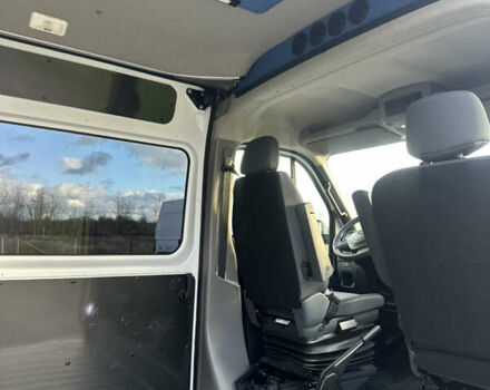 Белый Рено Мастер, объемом двигателя 2.3 л и пробегом 325 тыс. км за 18300 $, фото 12 на Automoto.ua