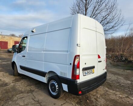 Белый Рено Мастер, объемом двигателя 2.3 л и пробегом 235 тыс. км за 15900 $, фото 2 на Automoto.ua