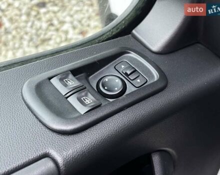 Білий Рено Мастєр, об'ємом двигуна 2.3 л та пробігом 216 тис. км за 19700 $, фото 22 на Automoto.ua