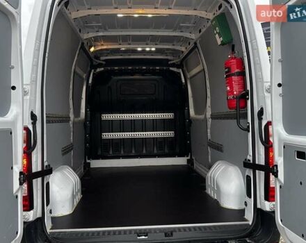 Білий Рено Мастєр, об'ємом двигуна 2.3 л та пробігом 216 тис. км за 19700 $, фото 29 на Automoto.ua