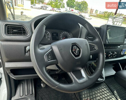 Белый Рено Мастер, объемом двигателя 2.3 л и пробегом 290 тыс. км за 23900 $, фото 17 на Automoto.ua