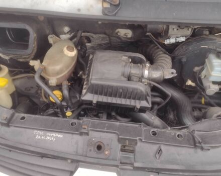 Білий Рено Мастєр, об'ємом двигуна 2.5 л та пробігом 560 тис. км за 7205 $, фото 2 на Automoto.ua