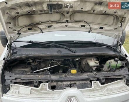 Білий Рено Мастєр, об'ємом двигуна 2.3 л та пробігом 670 тис. км за 14500 $, фото 4 на Automoto.ua