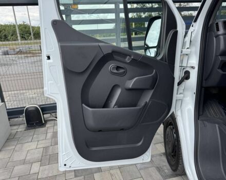 Белый Рено Мастер, объемом двигателя 2.2 л и пробегом 150 тыс. км за 24900 $, фото 13 на Automoto.ua