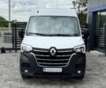 Белый Рено Мастер, объемом двигателя 2.2 л и пробегом 150 тыс. км за 24900 $, фото 1 на Automoto.ua