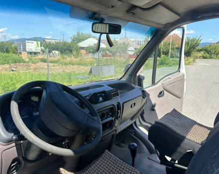 Белый Рено Мастер, объемом двигателя 2.5 л и пробегом 471 тыс. км за 3999 $, фото 9 на Automoto.ua