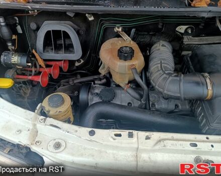 Білий Рено Мастєр, об'ємом двигуна 2.8 л та пробігом 0 тис. км за 4000 $, фото 9 на Automoto.ua