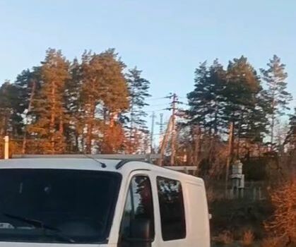 Білий Рено Мастєр, об'ємом двигуна 2.2 л та пробігом 420 тис. км за 2200 $, фото 1 на Automoto.ua
