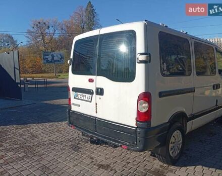 Белый Рено Мастер, объемом двигателя 2.46 л и пробегом 490 тыс. км за 6800 $, фото 1 на Automoto.ua