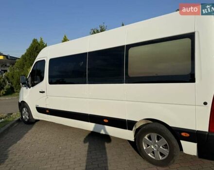 Белый Рено Мастер, объемом двигателя 2.3 л и пробегом 423 тыс. км за 13900 $, фото 3 на Automoto.ua