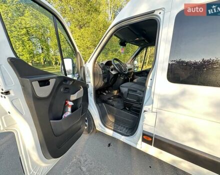 Білий Рено Мастєр, об'ємом двигуна 2.3 л та пробігом 290 тис. км за 16900 $, фото 3 на Automoto.ua
