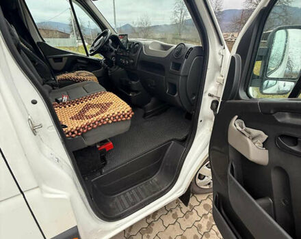 Белый Рено Мастер, объемом двигателя 2.3 л и пробегом 602 тыс. км за 13500 $, фото 6 на Automoto.ua