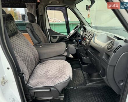 Рено Мастер 2015 в Киеве на Automoto.ua Белый Рено Мастер, объемом двигателя 2.3 л и пробегом 519 тыс. км за 16500 $, фото 68 на Automoto.ua