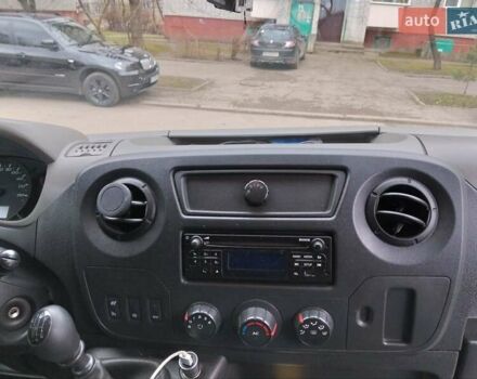 Белый Рено Мастер, объемом двигателя 2.3 л и пробегом 362 тыс. км за 18500 $, фото 16 на Automoto.ua