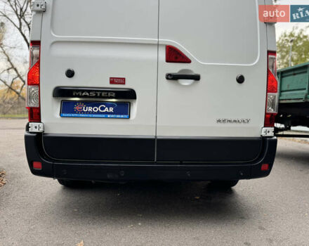 Рено Мастер 2015 в Киеве на Automoto.ua Белый Рено Мастер, объемом двигателя 2.3 л и пробегом 519 тыс. км за 16500 $, фото 23 на Automoto.ua