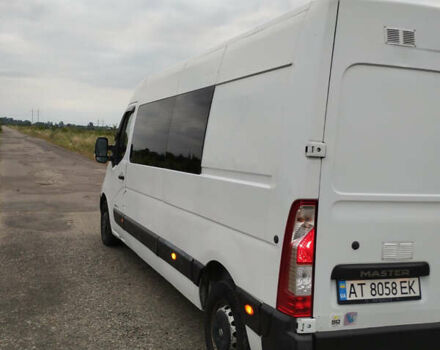 Белый Рено Мастер, объемом двигателя 2.3 л и пробегом 440 тыс. км за 12999 $, фото 2 на Automoto.ua