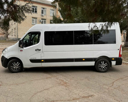 Белый Рено Мастер, объемом двигателя 2.3 л и пробегом 500 тыс. км за 16500 $, фото 8 на Automoto.ua
