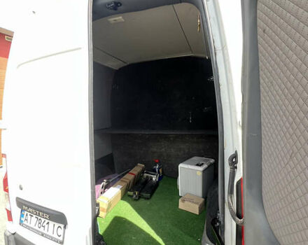 Белый Рено Мастер, объемом двигателя 2.3 л и пробегом 340 тыс. км за 17500 $, фото 14 на Automoto.ua