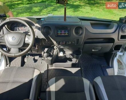 Белый Рено Мастер, объемом двигателя 2.3 л и пробегом 370 тыс. км за 16600 $, фото 8 на Automoto.ua