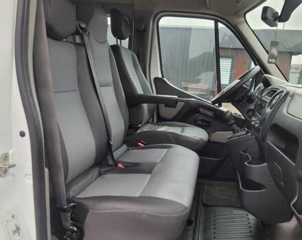 Белый Рено Мастер, объемом двигателя 2.3 л и пробегом 185 тыс. км за 18800 $, фото 55 на Automoto.ua