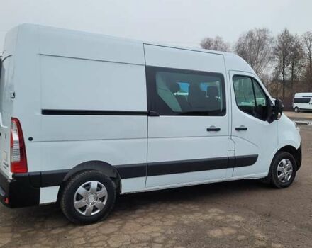 Белый Рено Мастер, объемом двигателя 2.3 л и пробегом 185 тыс. км за 18800 $, фото 1 на Automoto.ua
