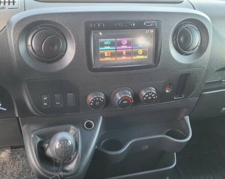 Белый Рено Мастер, объемом двигателя 2 л и пробегом 185 тыс. км за 17900 $, фото 21 на Automoto.ua