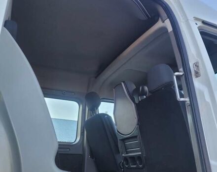 Белый Рено Мастер, объемом двигателя 2 л и пробегом 185 тыс. км за 17900 $, фото 32 на Automoto.ua