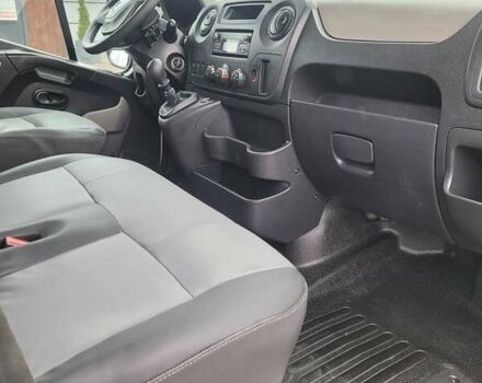 Белый Рено Мастер, объемом двигателя 2.3 л и пробегом 185 тыс. км за 18800 $, фото 56 на Automoto.ua