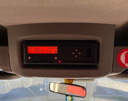 Белый Рено Мастер, объемом двигателя 2.3 л и пробегом 302 тыс. км за 18300 $, фото 13 на Automoto.ua