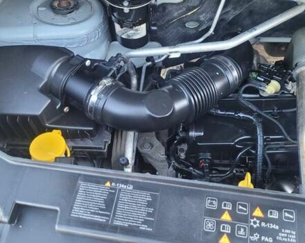 Белый Рено Мастер, объемом двигателя 2 л и пробегом 185 тыс. км за 17900 $, фото 11 на Automoto.ua