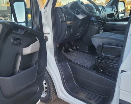 Белый Рено Мастер, объемом двигателя 2 л и пробегом 185 тыс. км за 17900 $, фото 26 на Automoto.ua