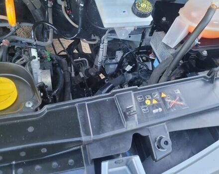 Белый Рено Мастер, объемом двигателя 2 л и пробегом 185 тыс. км за 17900 $, фото 10 на Automoto.ua