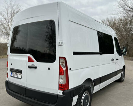 Белый Рено Мастер, объемом двигателя 2.3 л и пробегом 358 тыс. км за 18200 $, фото 4 на Automoto.ua