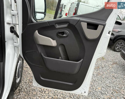 Білий Рено Мастєр, об'ємом двигуна 0 л та пробігом 200 тис. км за 20500 $, фото 19 на Automoto.ua