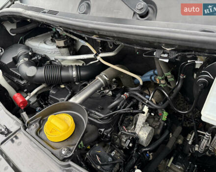 Білий Рено Мастєр, об'ємом двигуна 0 л та пробігом 200 тис. км за 20500 $, фото 27 на Automoto.ua