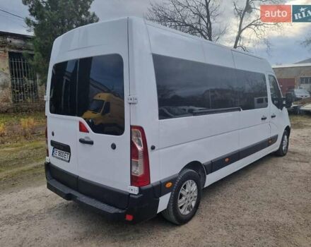 Белый Рено Мастер, объемом двигателя 2.3 л и пробегом 179 тыс. км за 23000 $, фото 3 на Automoto.ua
